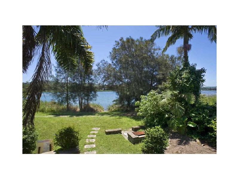 52A Lagoon Street, Narrabeen NSW 2101