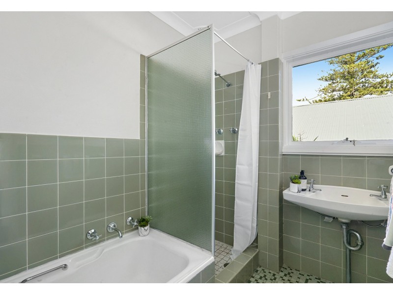 9/74 Lagoon Street, Narrabeen NSW 2101