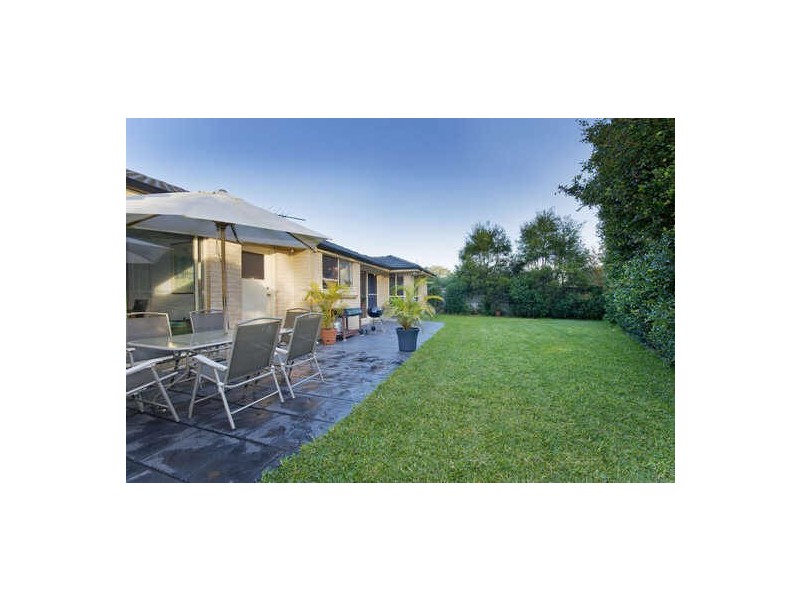 11 Lewis Close, Warriewood NSW 2102