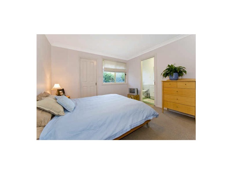 11 Lewis Close, Warriewood NSW 2102