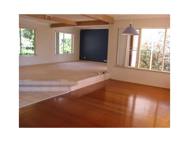 19 Wimbledon Avenue, North Narrabeen NSW 2101