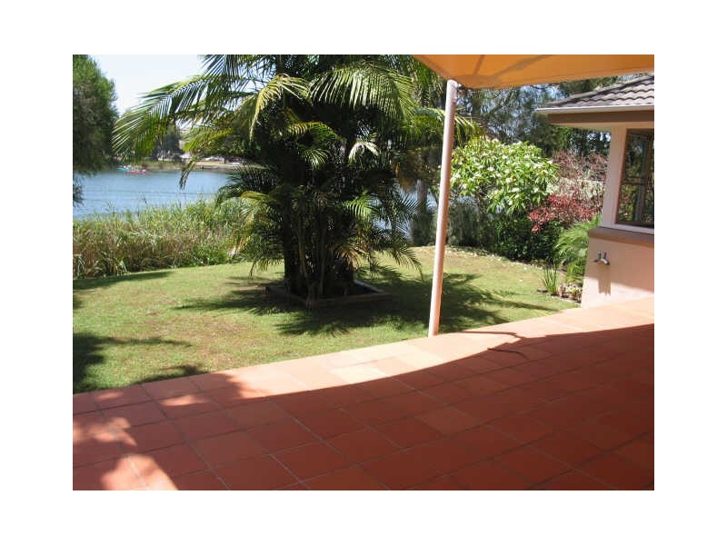 19 Wimbledon Avenue, North Narrabeen NSW 2101