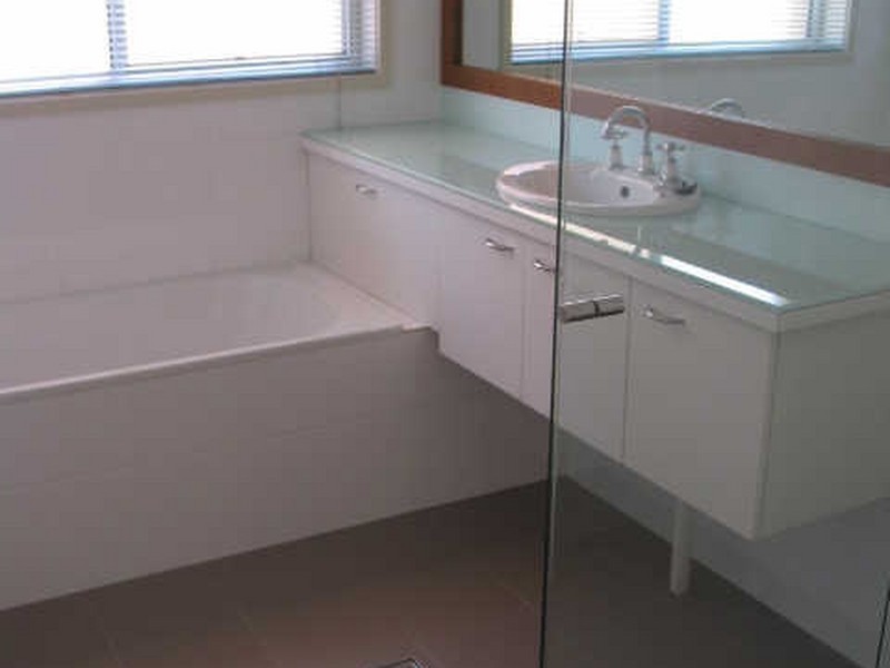 19 Wimbledon Avenue, North Narrabeen NSW 2101