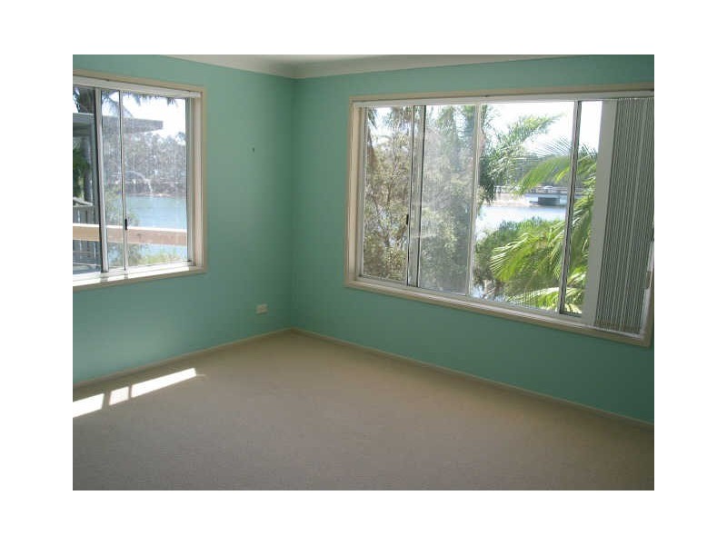 19 Wimbledon Avenue, North Narrabeen NSW 2101