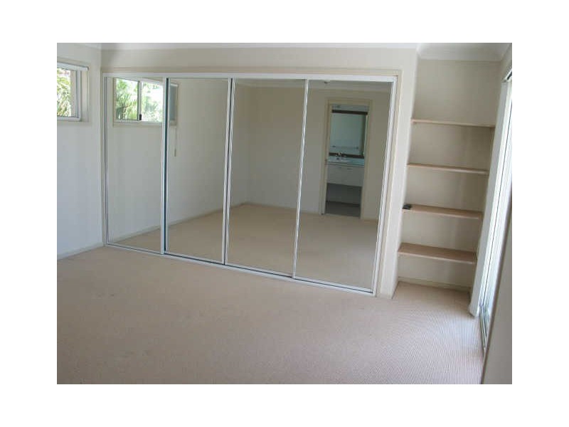 19 Wimbledon Avenue, North Narrabeen NSW 2101