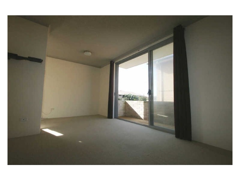 2/6 Wetherill Street, Narrabeen NSW 2101