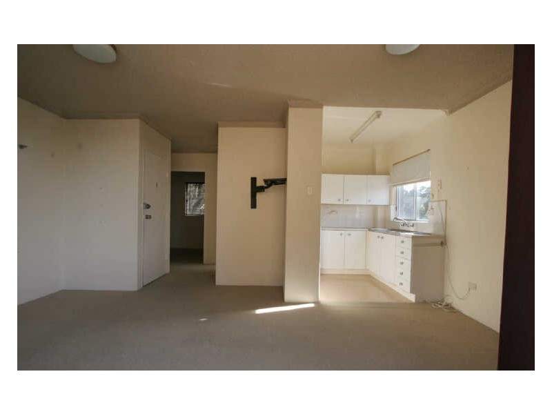 2/6 Wetherill Street, Narrabeen NSW 2101