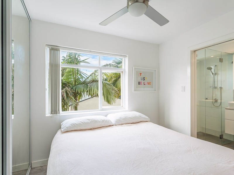 3/15 Kooloora Avenue, Freshwater NSW 2096