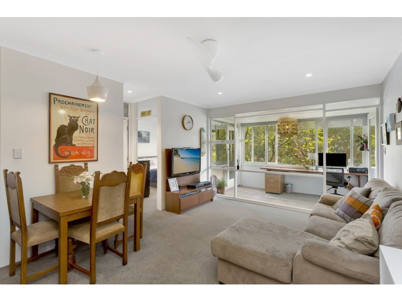 6/4 Grafton Crescent, Dee Why NSW 2099