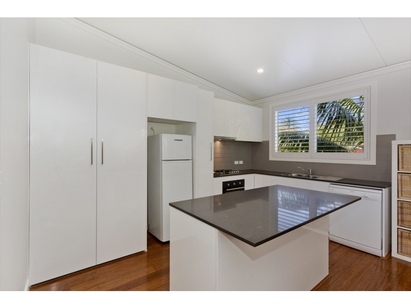 13A The Crescent, North Narrabeen NSW 2101