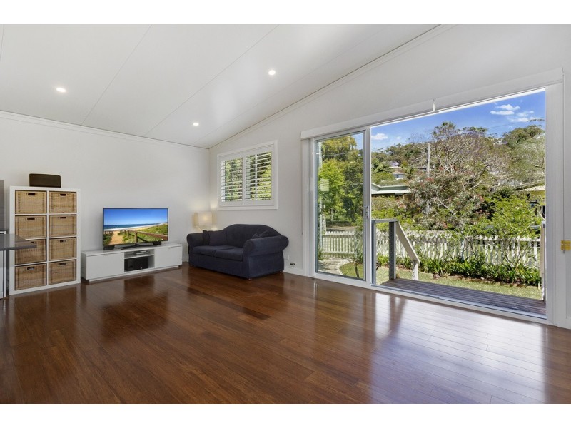 13A The Crescent, North Narrabeen NSW 2101