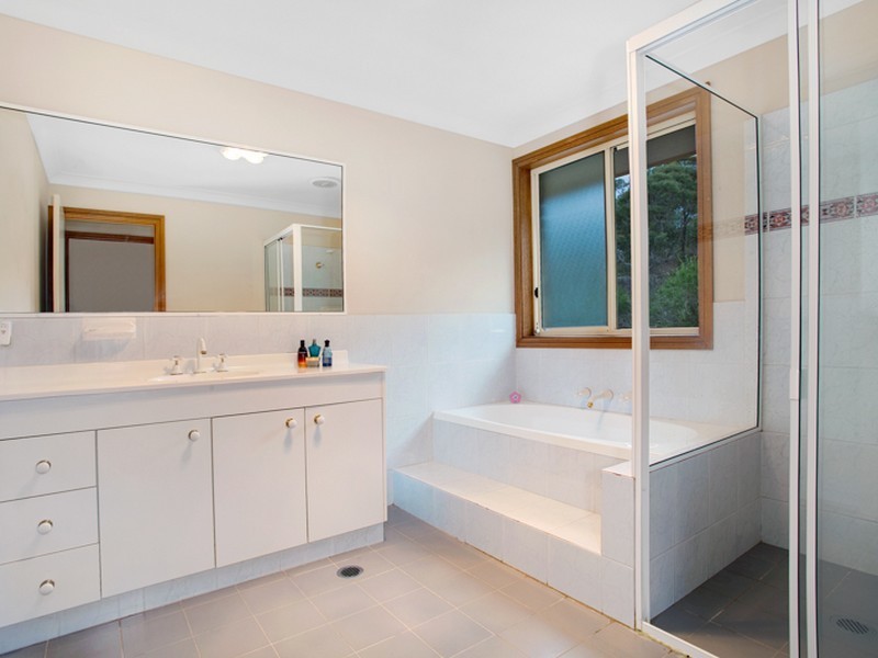 3 Charlotte Place, Beacon Hill NSW 2100