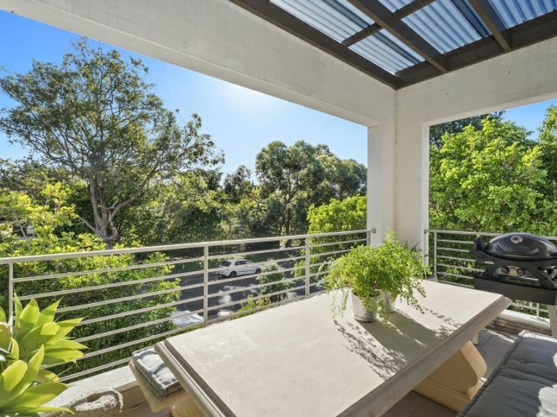 8/23 Angophora Circuit, Warriewood NSW 2102