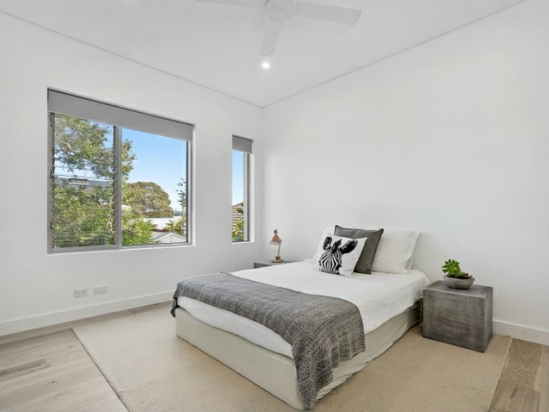 14/123 Lagoon Street, Narrabeen NSW 2101