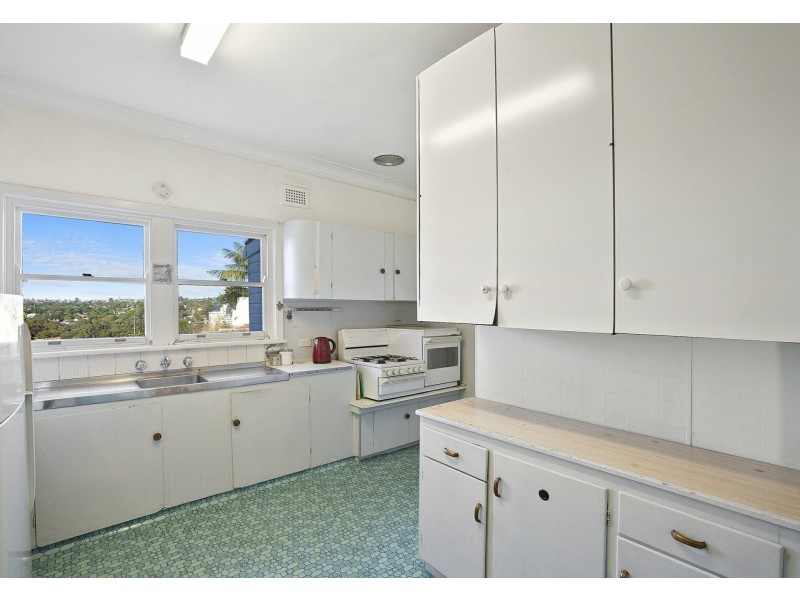31 Jocelyn Street, North Curl Curl NSW 2099