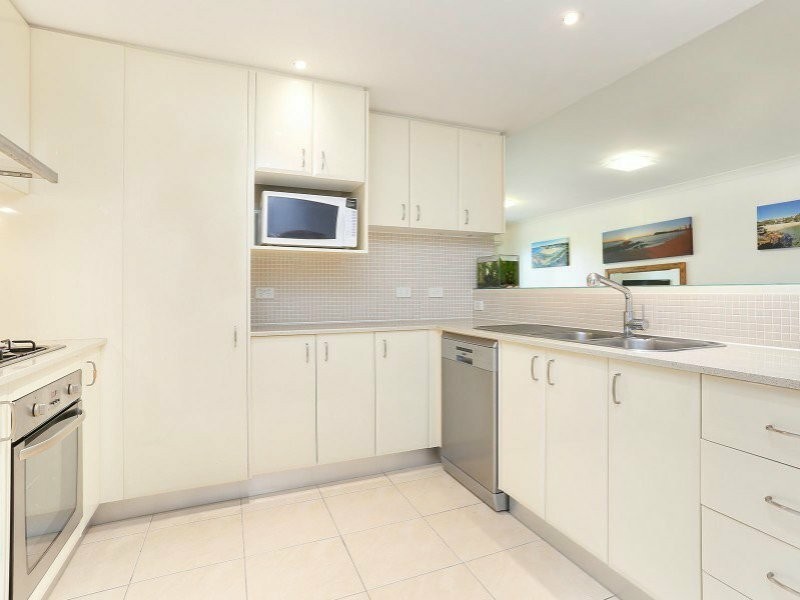 1/2 Fantail Avenue, Warriewood NSW 2102