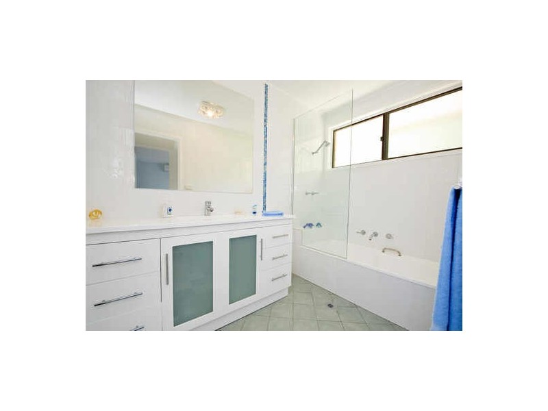 10 Canungra Place, Elanora Heights NSW 2101