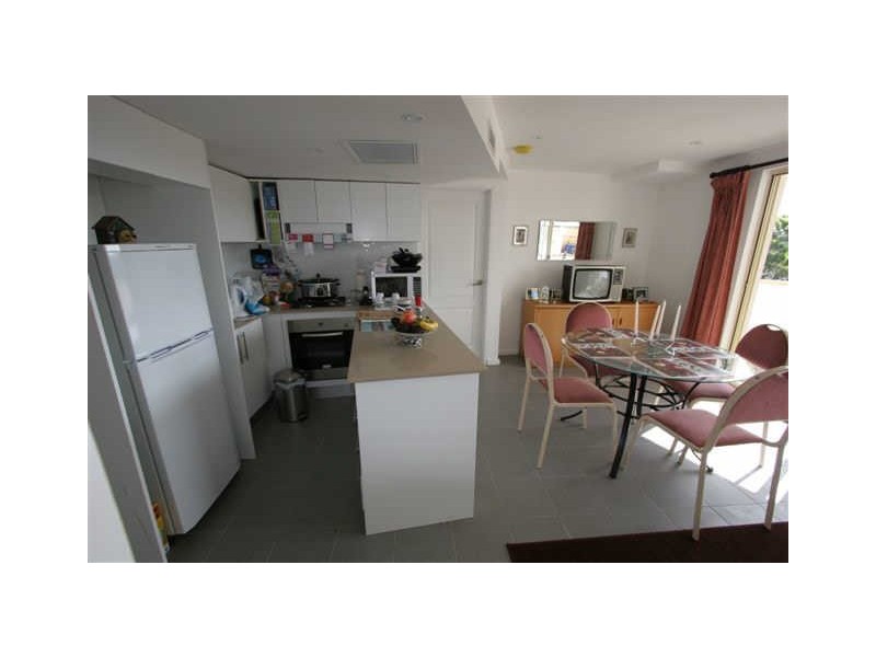 6/2 Lagoon Street, Narrabeen NSW 2101