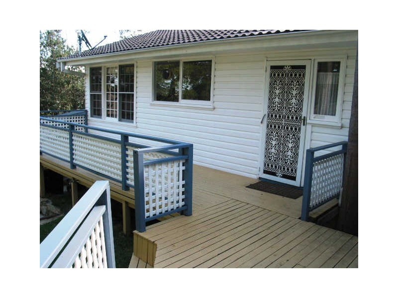 4 Alameda Way, Warriewood NSW 2102