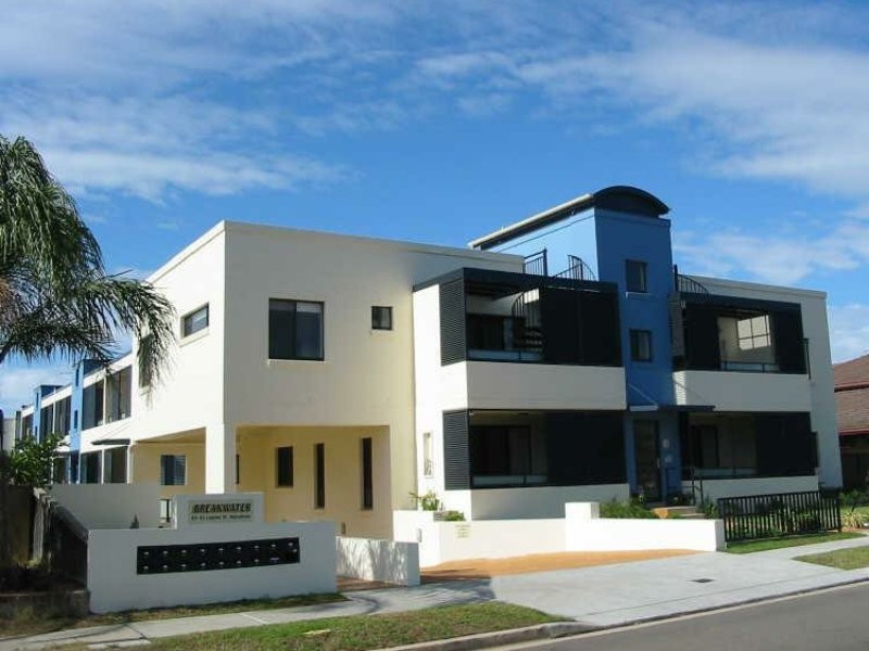 1/39-41 Lagoon Street, Narrabeen NSW 2101