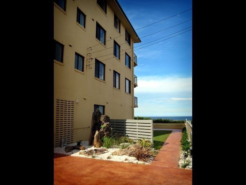 4/1 Tourmaline Street, Narrabeen NSW 2101