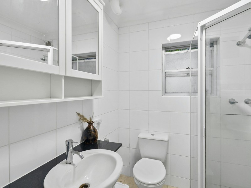 1/196 Ocean Street, Narrabeen NSW 2101