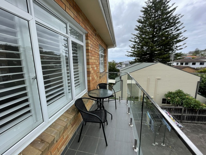 21/15 Kooloora Avenue, Freshwater NSW 2096
