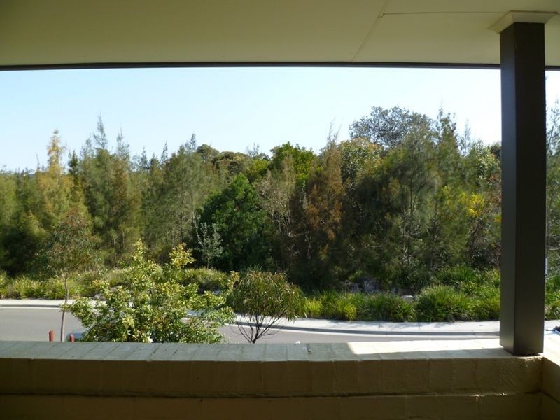 16 Honeyeater Grove, Warriewood NSW 2102