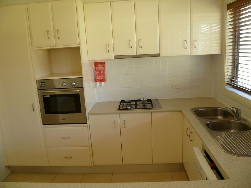 16 Honeyeater Grove, Warriewood NSW 2102