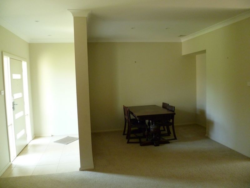 16 Honeyeater Grove, Warriewood NSW 2102