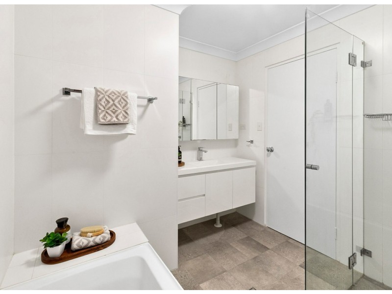 13/2 Wetherill Street, Narrabeen NSW 2101