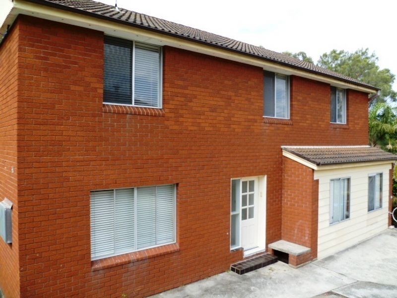 Upper/41A Lakeview Parade, Warriewood NSW 2102