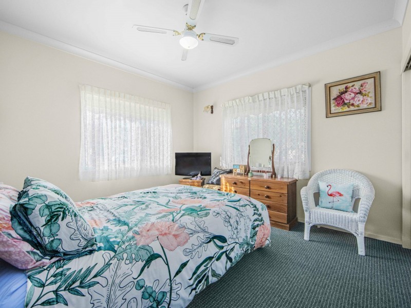 11 Walker Street, Crescent Head NSW 2440