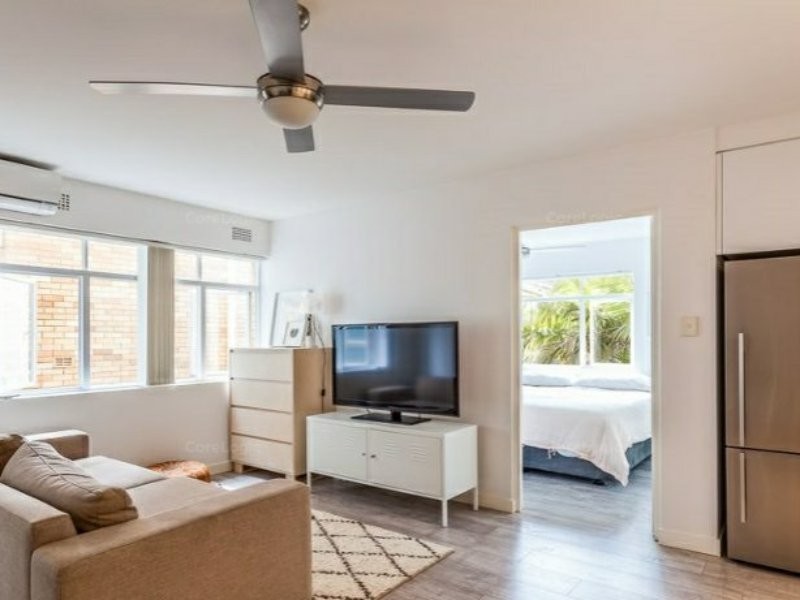 3/15 Kooloora Avenue, Freshwater NSW 2096