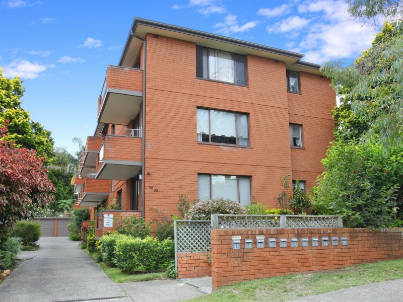 10/90 Wyadra Avenue, Freshwater NSW 2096