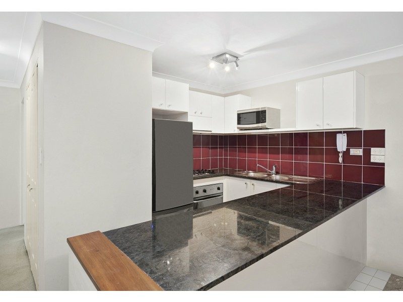 8/13 Lagoon Street, Narrabeen NSW 2101