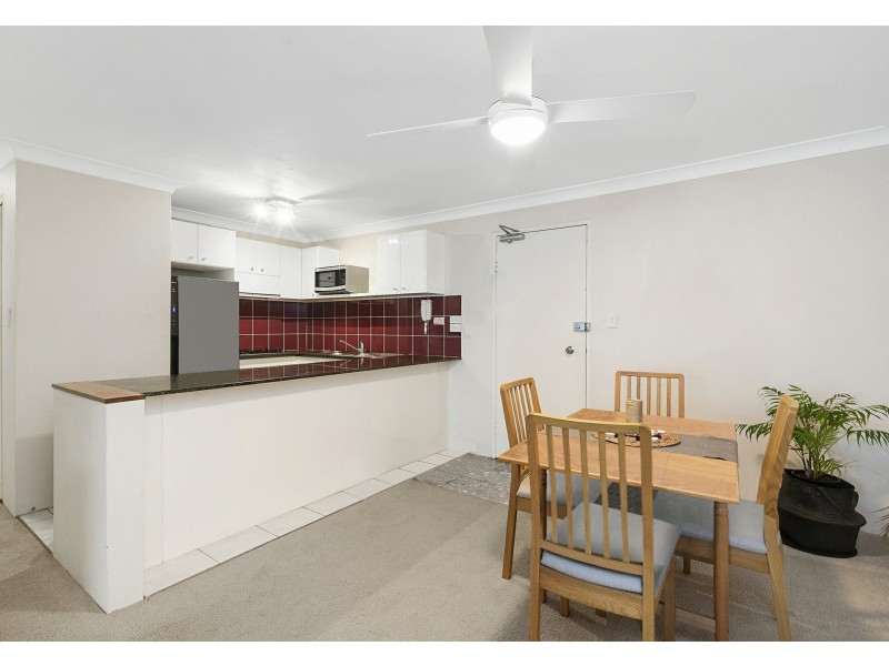 8/13 Lagoon Street, Narrabeen NSW 2101