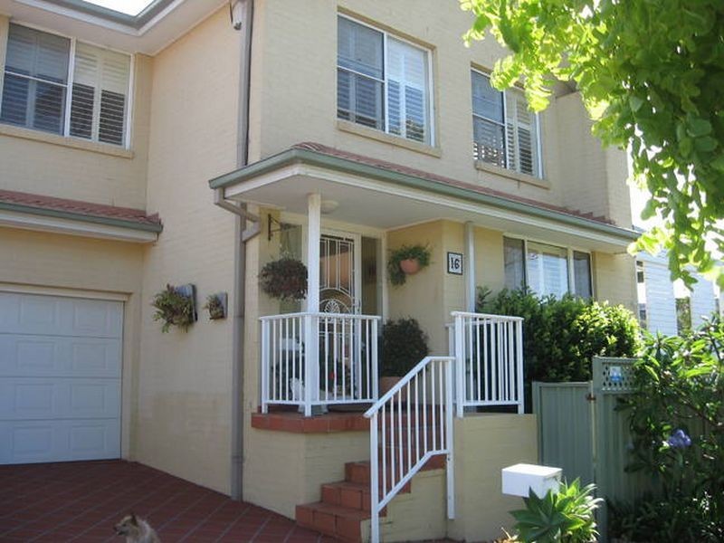 16 Emerald Street, Narrabeen NSW 2101