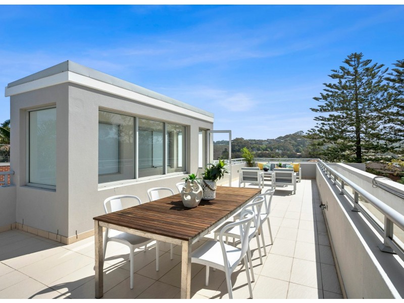 2/111 Lagoon Street, Narrabeen NSW 2101