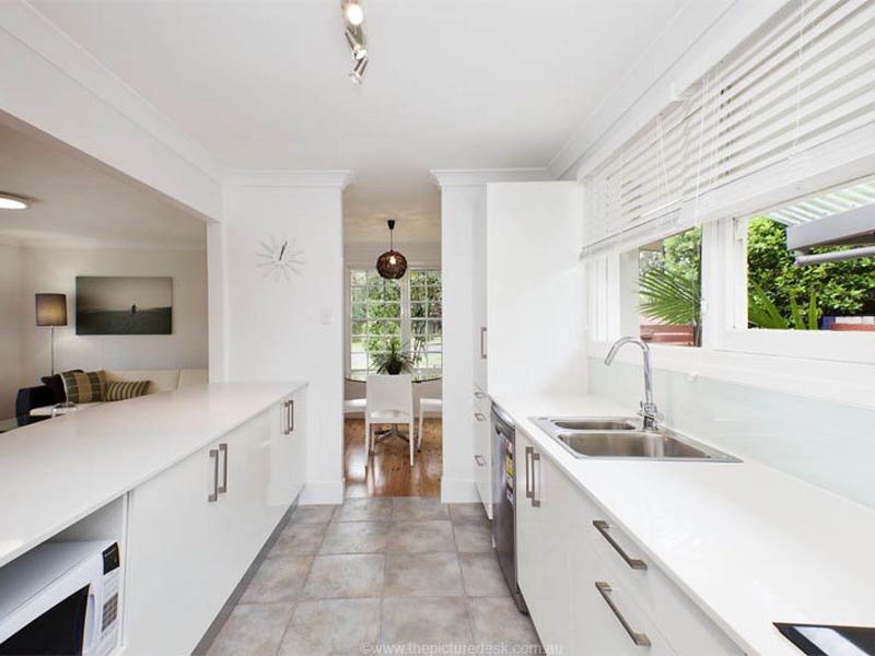 11 Jeanette Avenue, Mona Vale NSW 2103