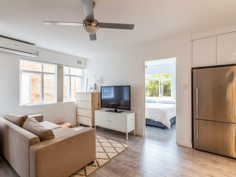 3/15 Kooloora Avenue, Freshwater NSW 2096