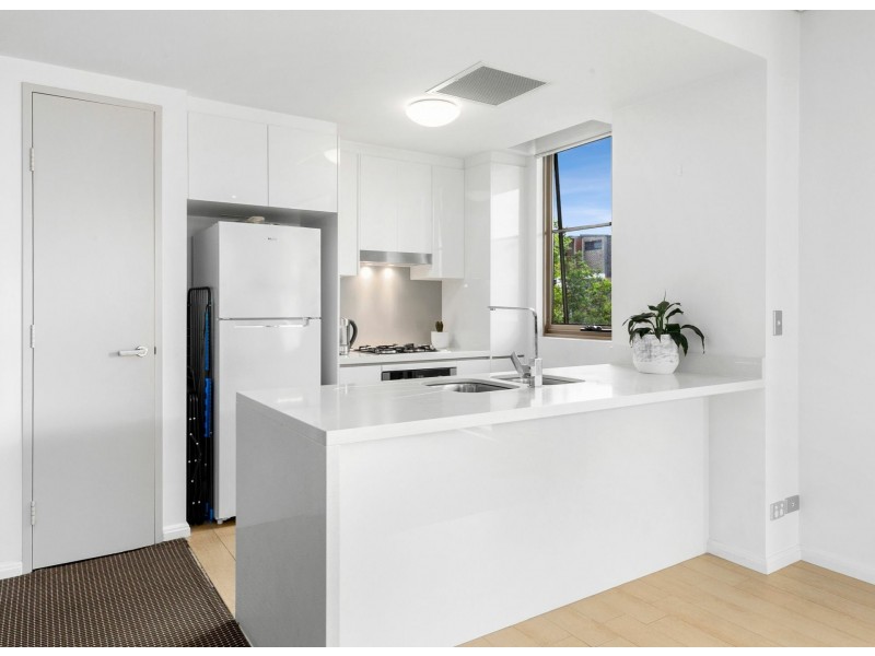 122/9 Mallard Lane, Warriewood NSW 2102