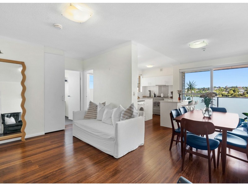 14/12 Ronald Ave, Freshwater NSW 2096