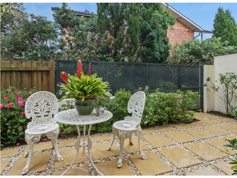 8/39-41 Lagoon Street, Narrabeen NSW 2101