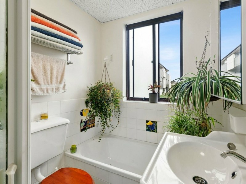 2/3-7 Mactier Street, Narrabeen NSW 2101