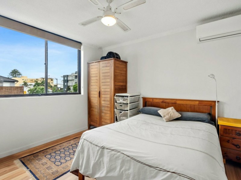 2/3-7 Mactier Street, Narrabeen NSW 2101