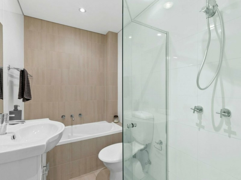 1/39-41 Lagoon Street, Narrabeen NSW 2101