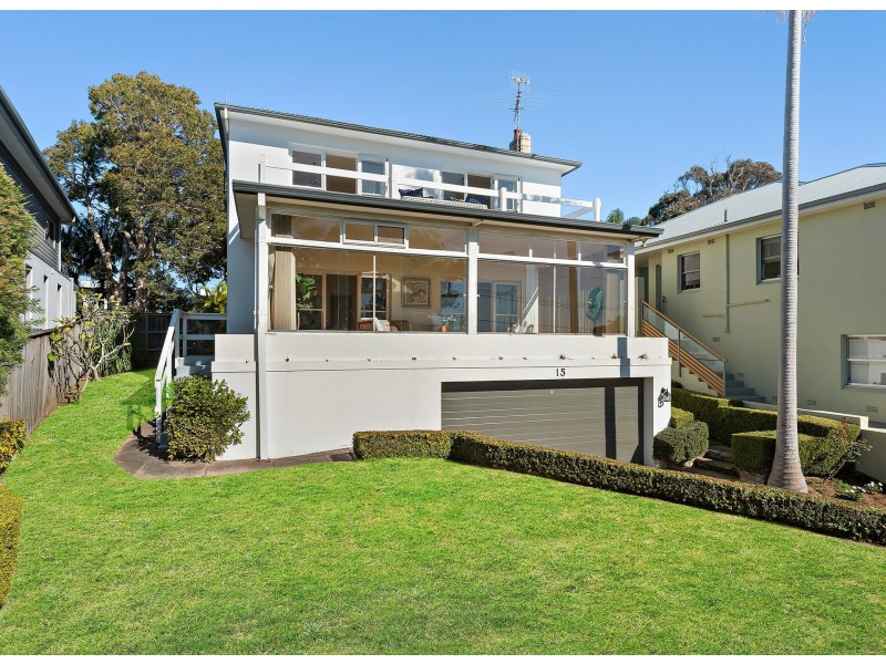 15 Suffolk Avenue, Collaroy NSW 2097