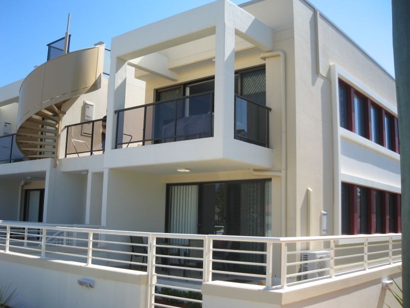 8/150 Ocean Street, Narrabeen NSW 2101