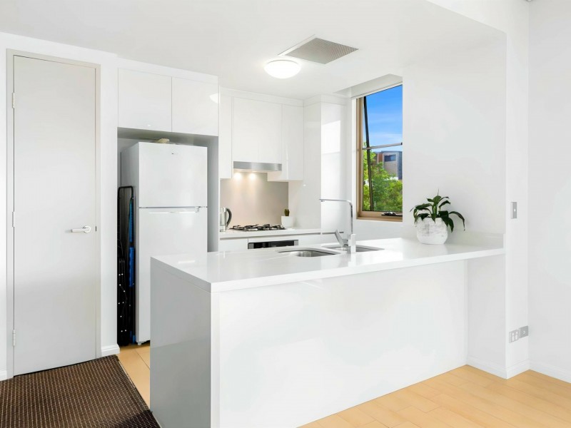 122/9 Mallard Lane, Warriewood NSW 2102